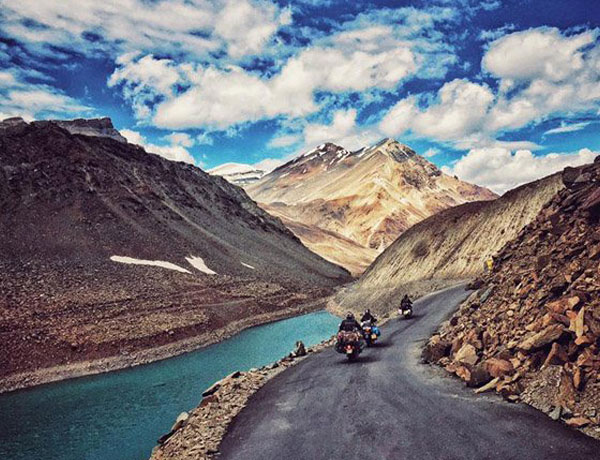 manali to leh bike trip